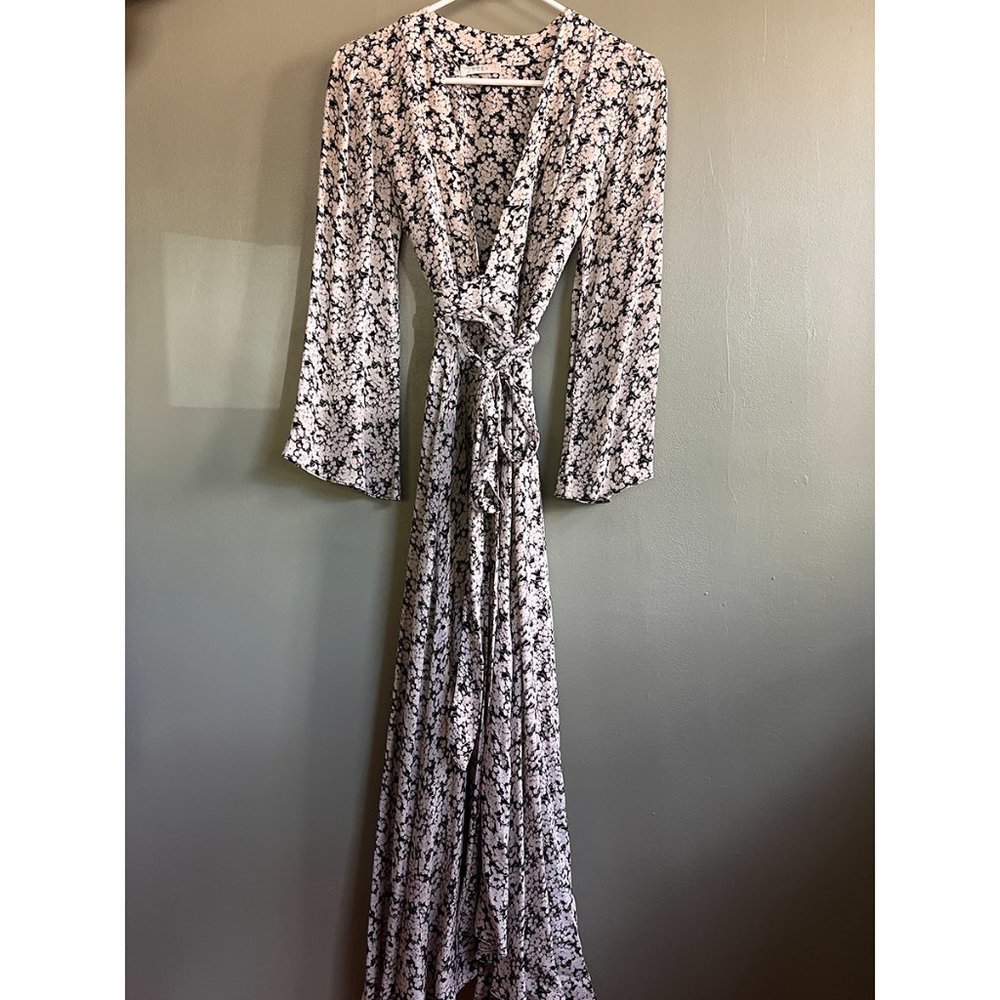Doen Augusta Dress in Faded Queen Anne's Floral (minor spots) - Picture 6 of 16